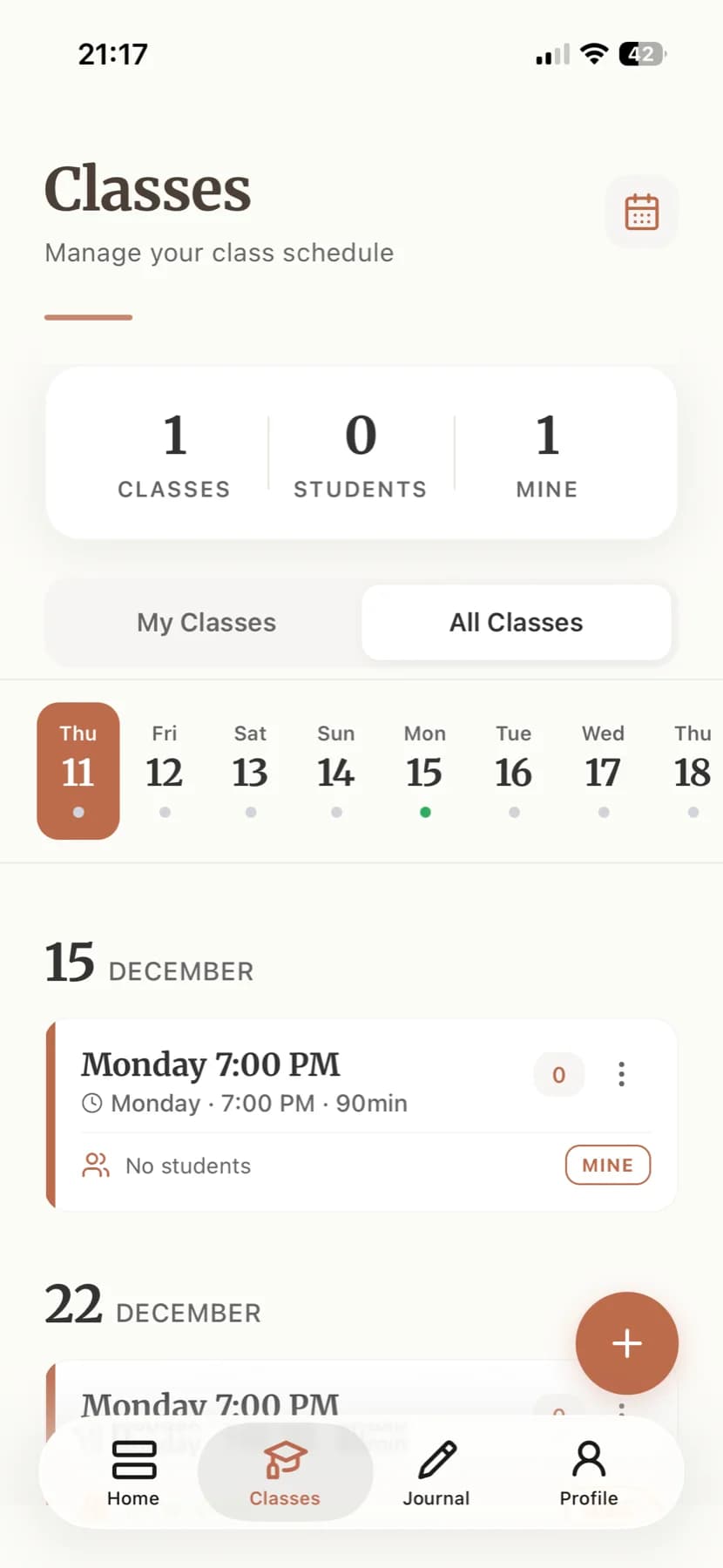 Ceramik pottery class scheduling screen with dates, classes, and enrolled students