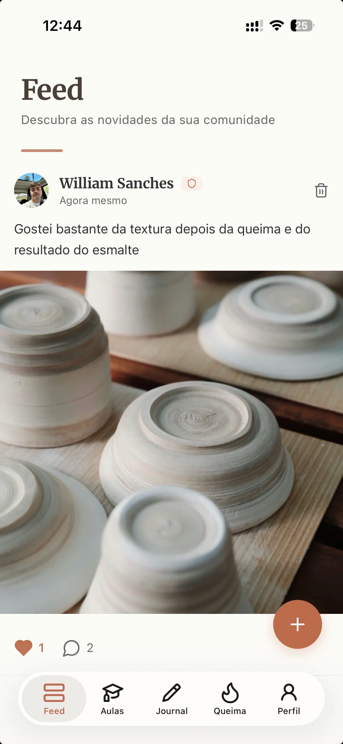 Ceramik app - Pottery class management home screen showing class schedules, student progress, and community feed