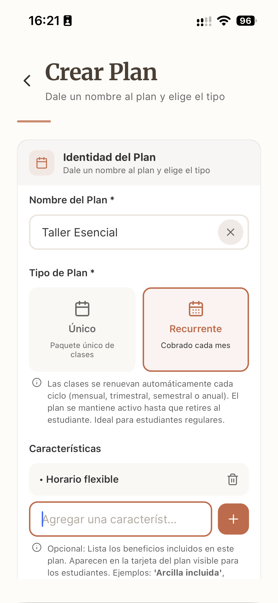 Creación de un plan con nombre, tipo y beneficios